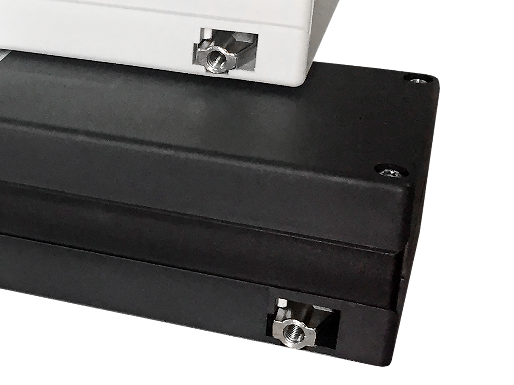 Arm made flush with the operator body